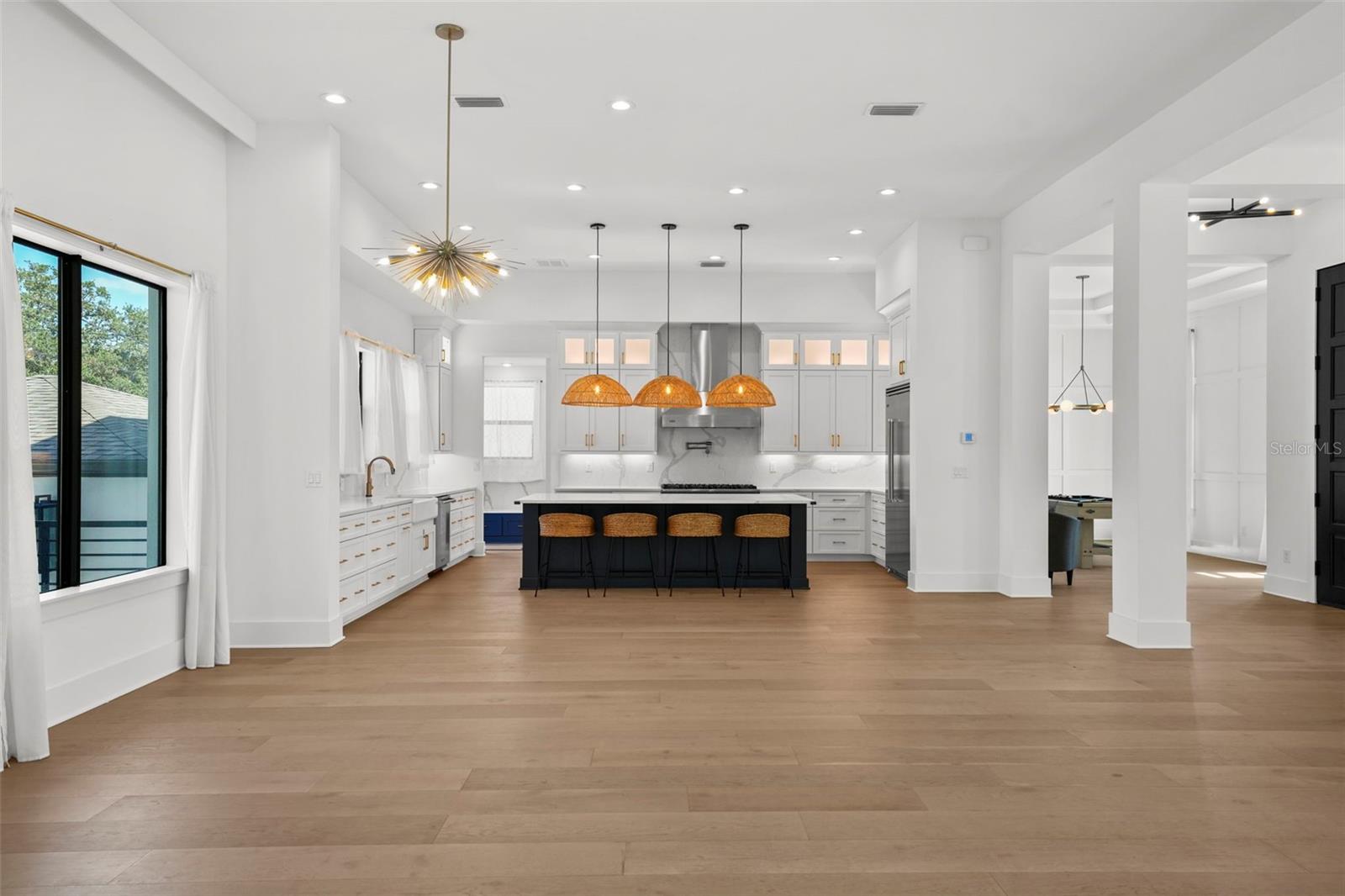 403 E DAVIS BLVD, TAMPA, FL, 33606