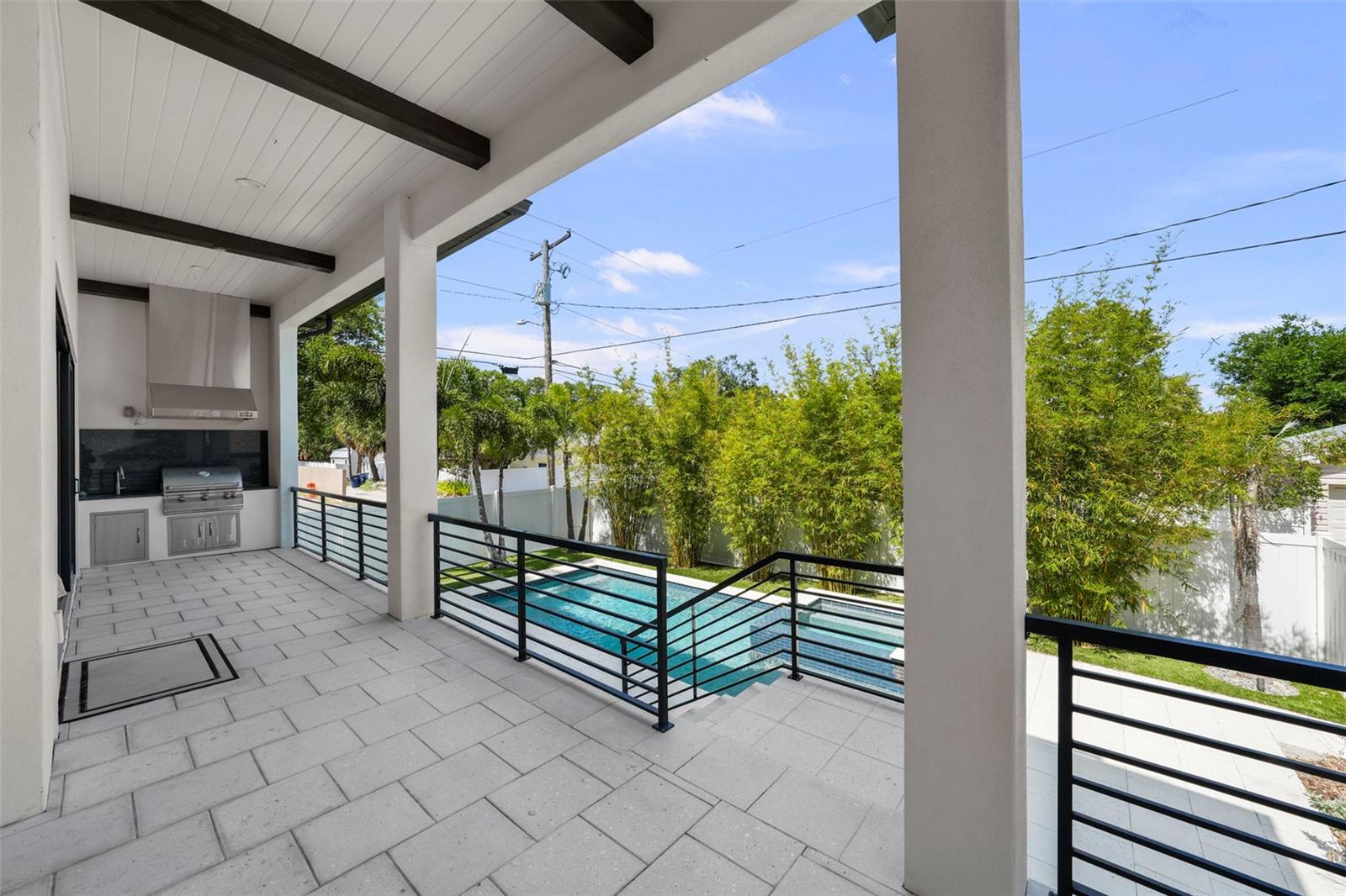 403 E DAVIS BLVD, TAMPA, FL, 33606