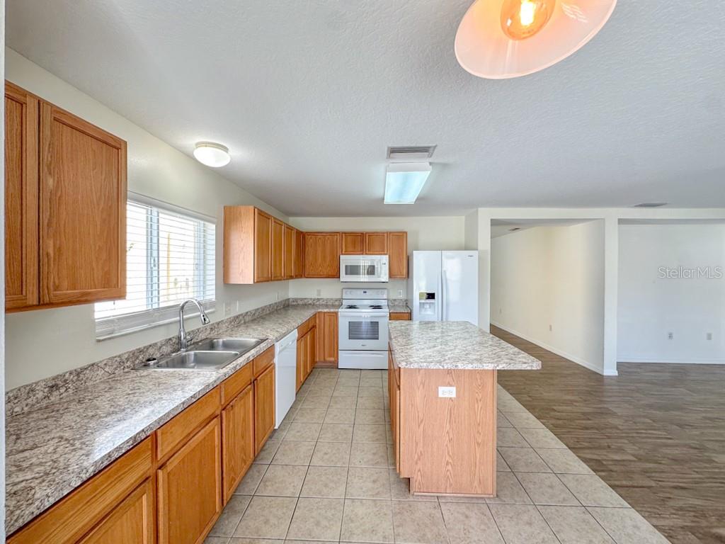 7509 HUNTERS GREENE CIR, LAKELAND, FL, 33810