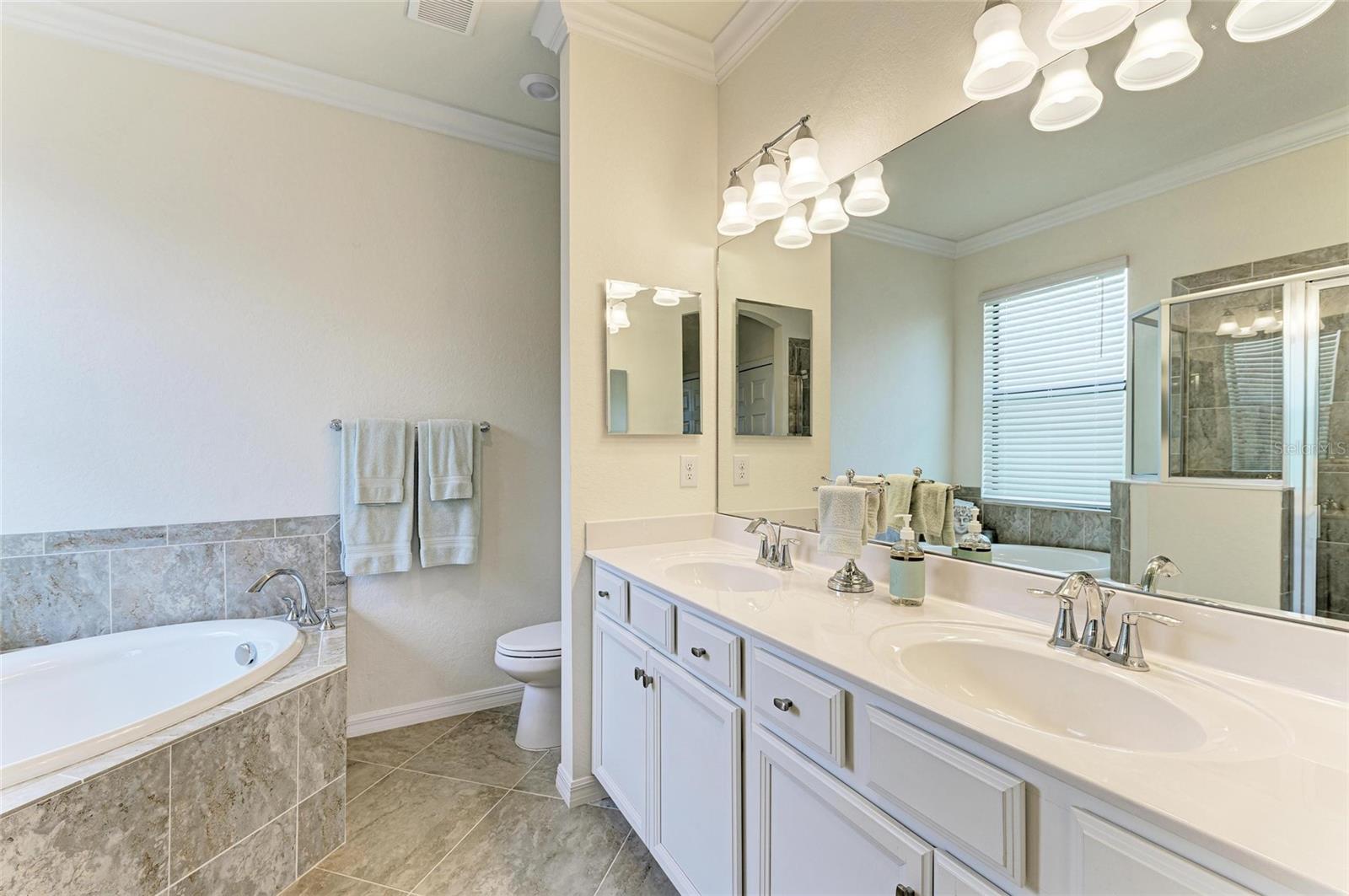 24065 CANTERWOOD WAY, VENICE, FL, 34293