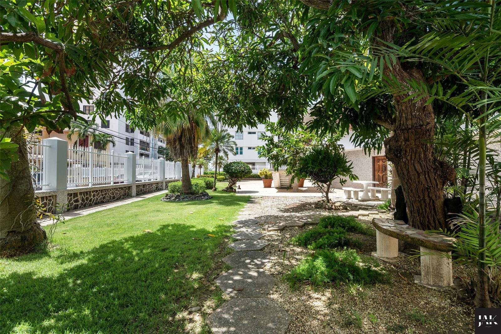 PR9113712 Property Photo