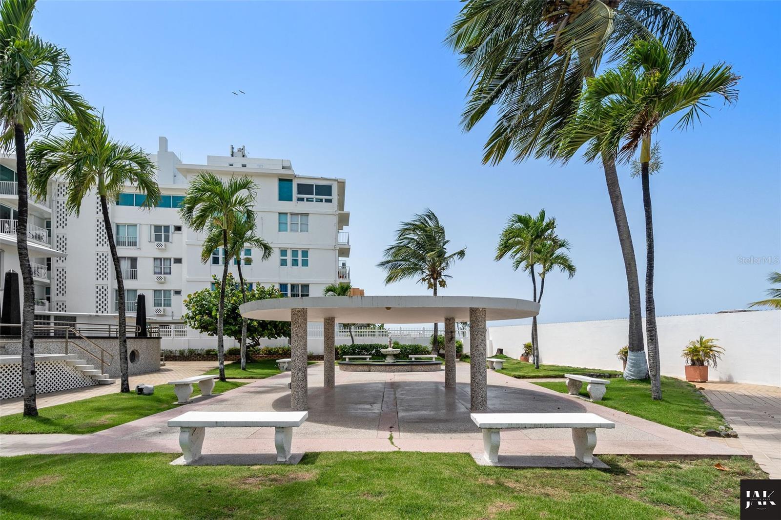 PR9113712 Property Photo