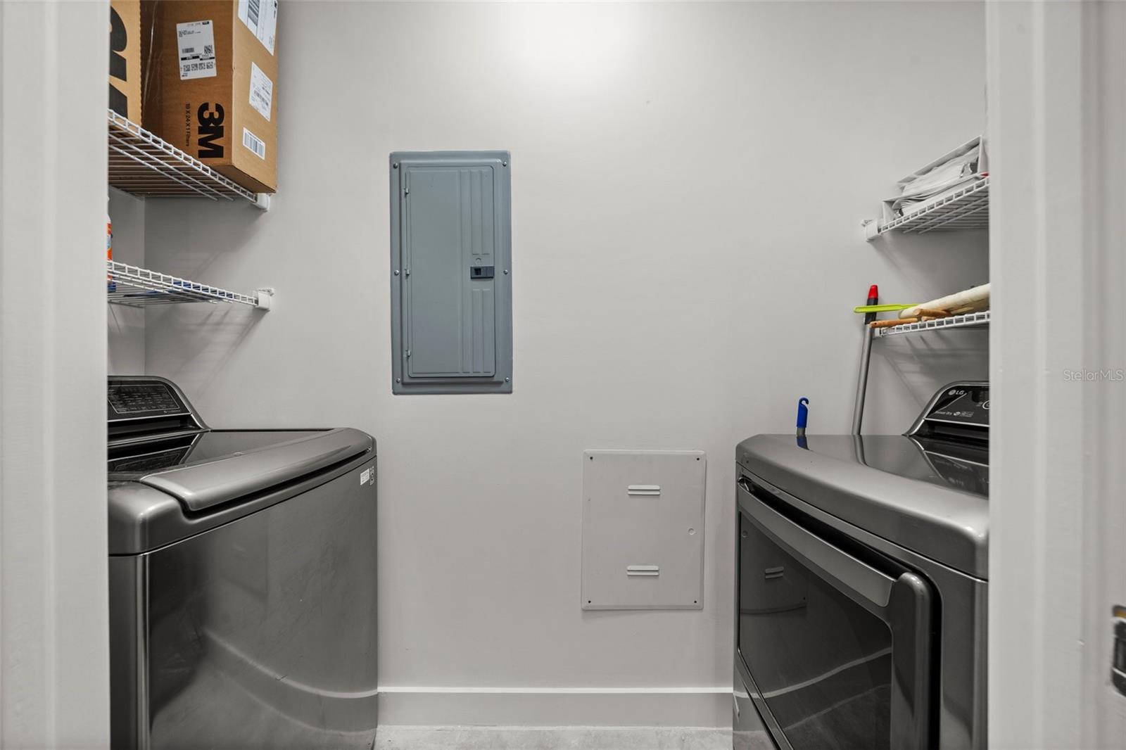 A4653120 Property Photo