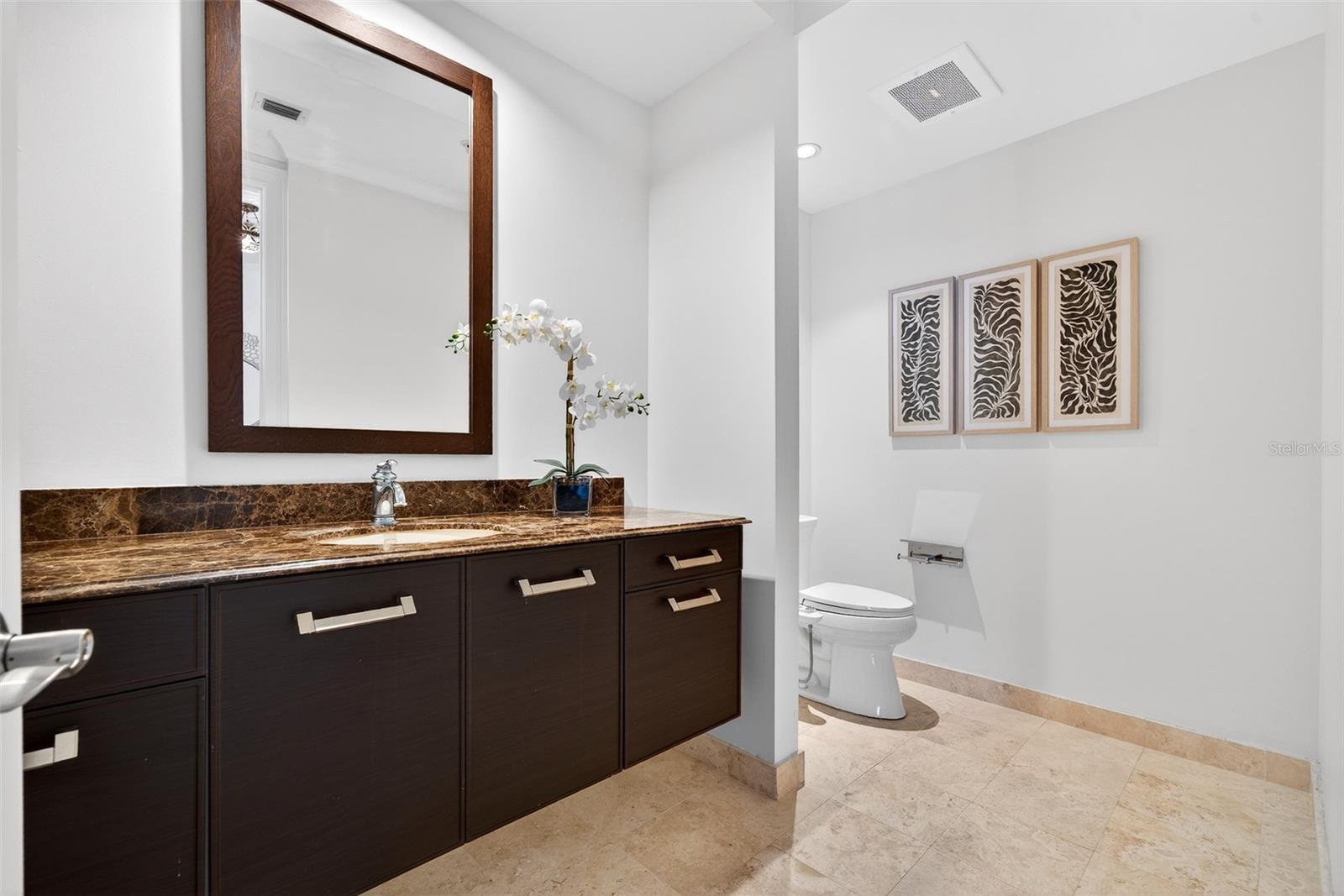 A4653120 Property Photo