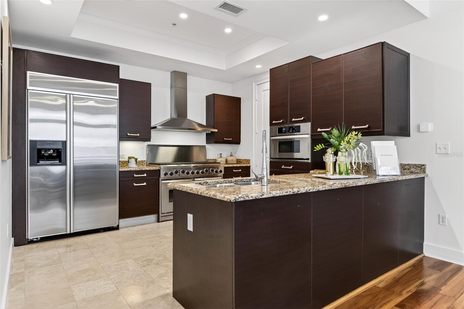 A4653120 Property Photo