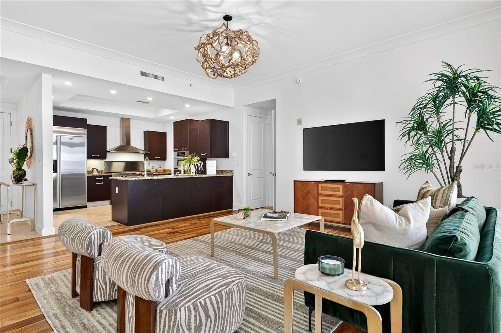 A4653120 Property Photo