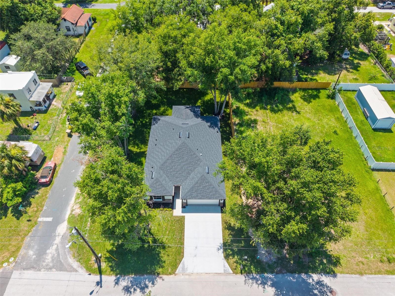 201 HILLSIDE AVE, UMATILLA, FL, 32784