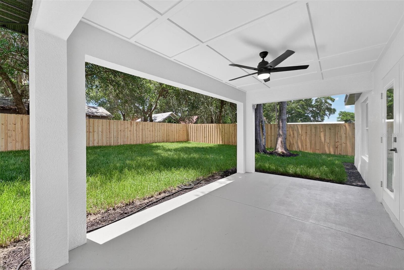 201 HILLSIDE AVE, UMATILLA, FL, 32784