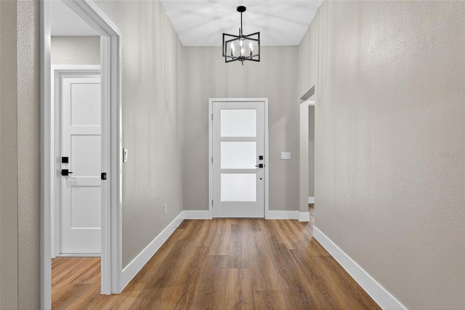 201 HILLSIDE AVE, UMATILLA, FL, 32784