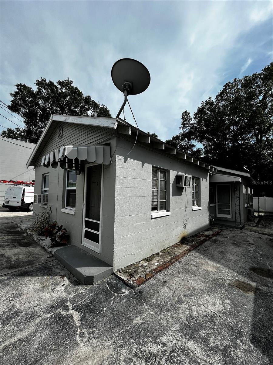 1437 GULF TO BAY BLVD #B, CLEARWATER, FL, 33755