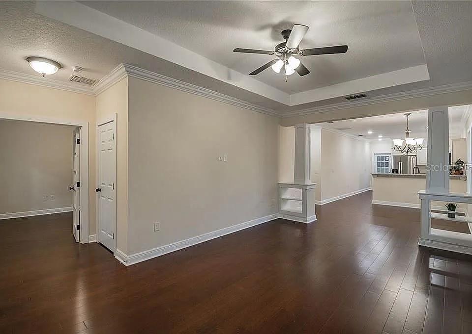 1420 E FRIERSON AVE, TAMPA, FL, 33603