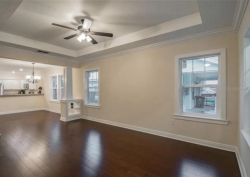 1420 E FRIERSON AVE, TAMPA, FL, 33603