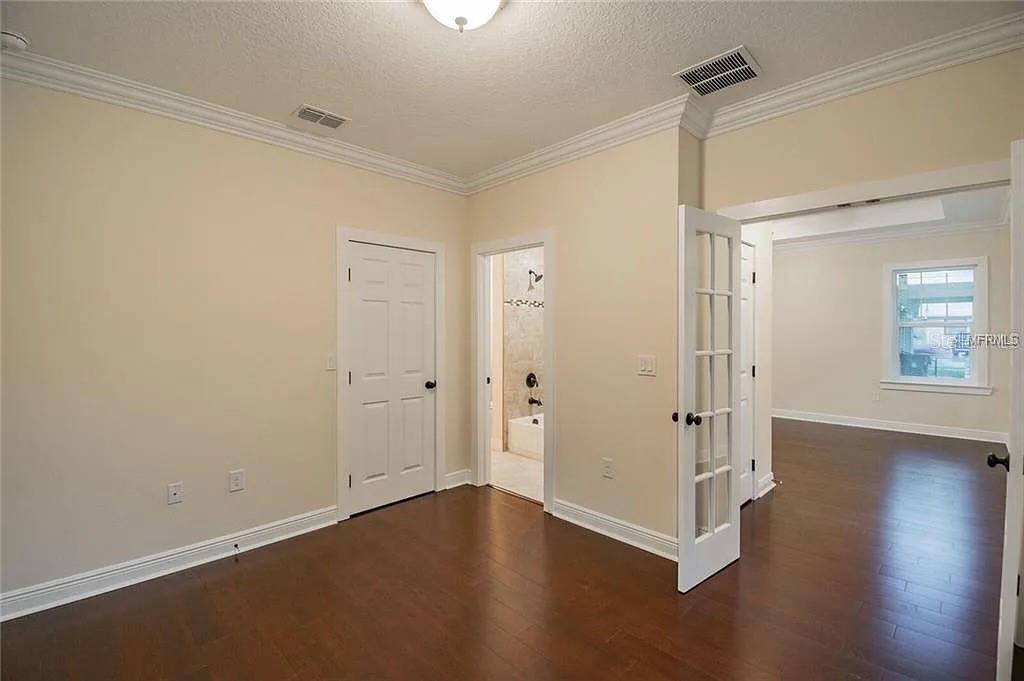 1420 E FRIERSON AVE, TAMPA, FL, 33603