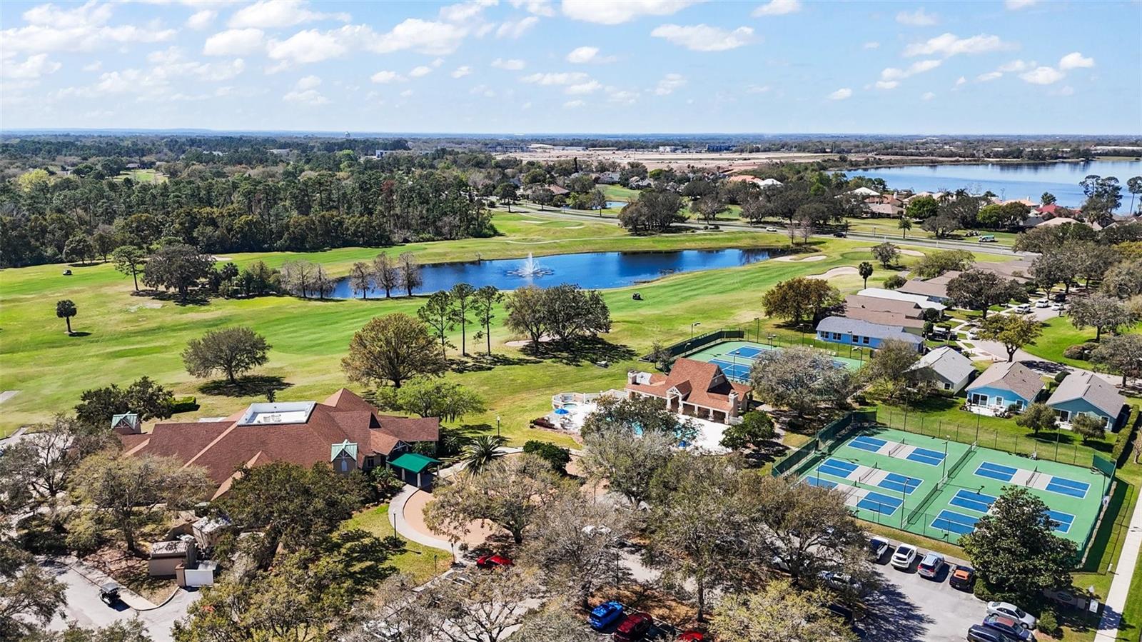 1861 EDGEWATER DR, MOUNT DORA, FL, 32757