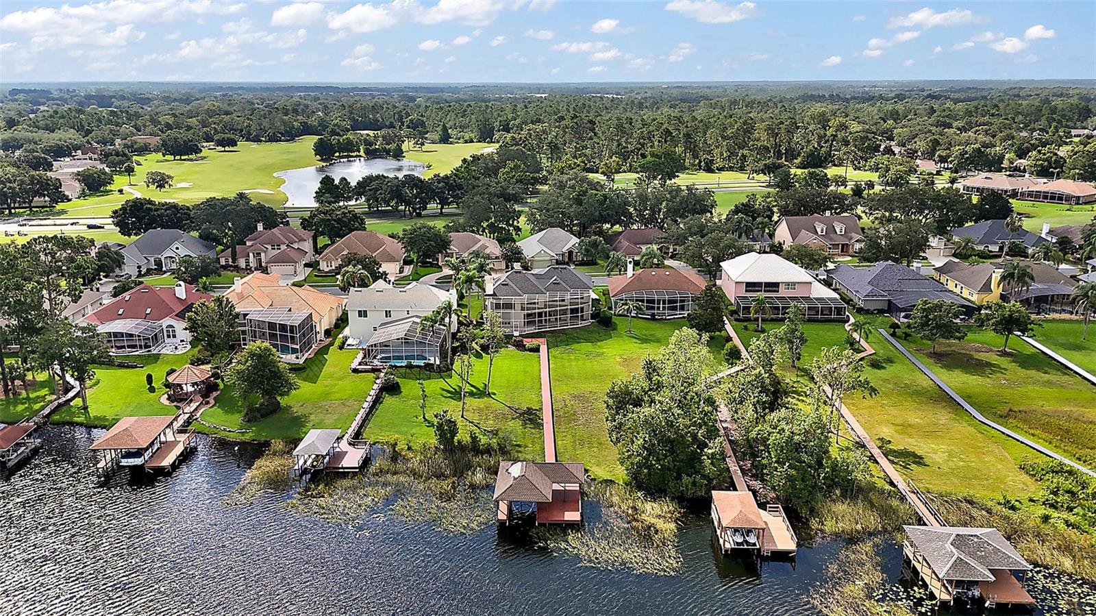 1861 EDGEWATER DR, MOUNT DORA, FL, 32757