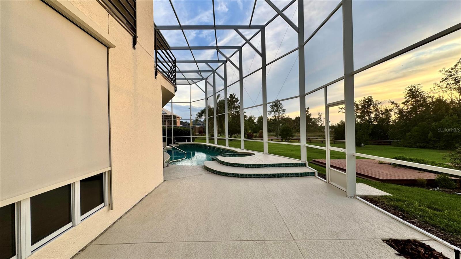 1861 EDGEWATER DR, MOUNT DORA, FL, 32757