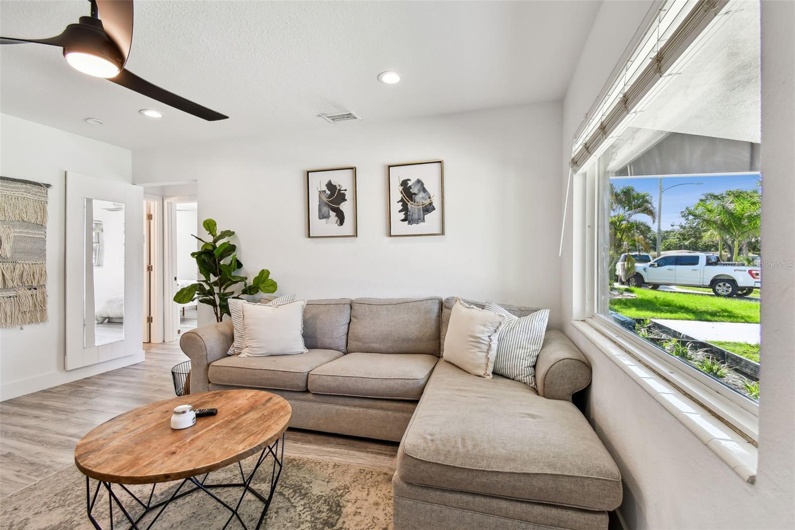 775 39TH AVE NE, ST PETERSBURG, FL, 33703