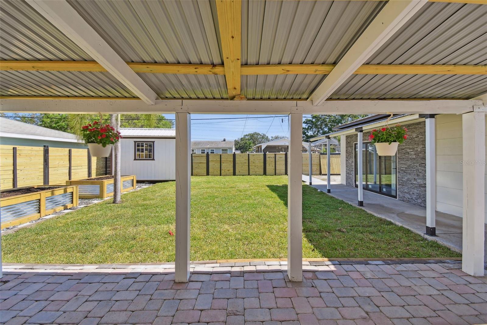 775 39TH AVE NE, ST PETERSBURG, FL, 33703