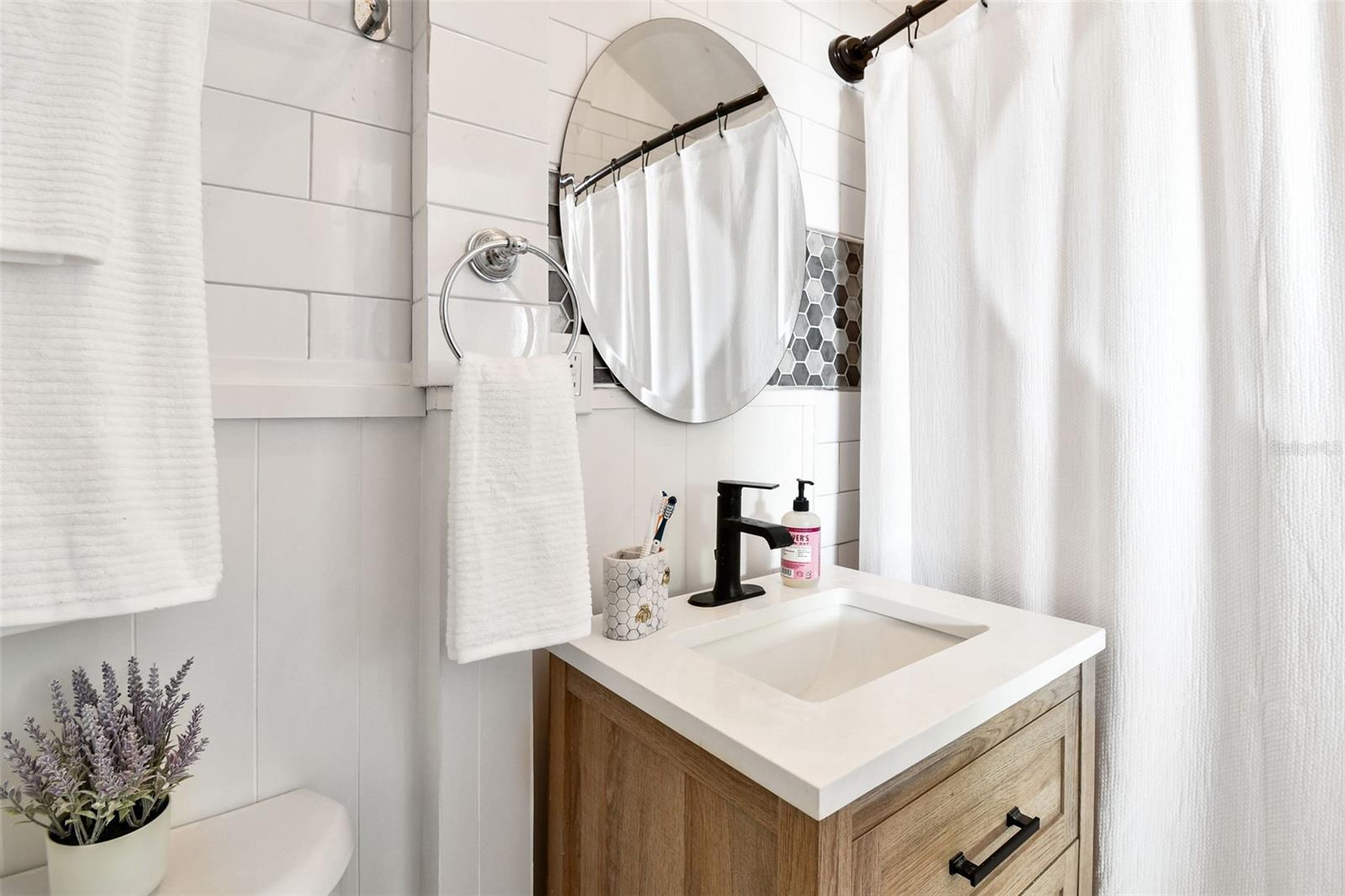 775 39TH AVE NE, ST PETERSBURG, FL, 33703