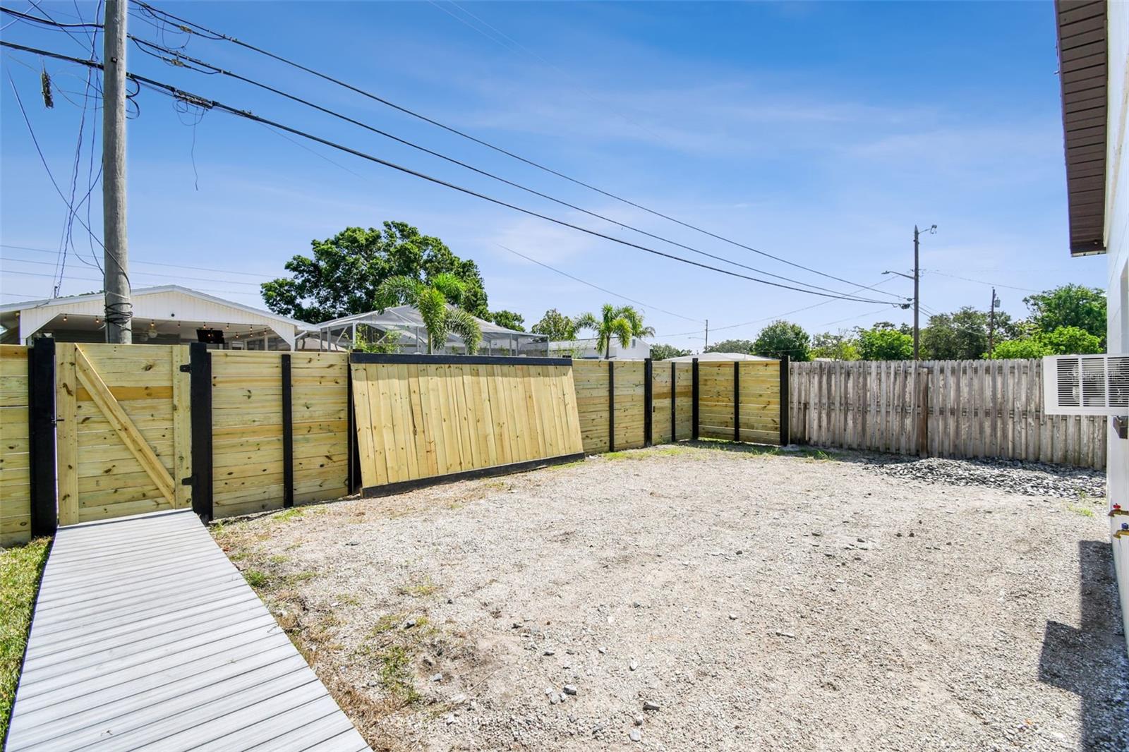 775 39TH AVE NE, ST PETERSBURG, FL, 33703