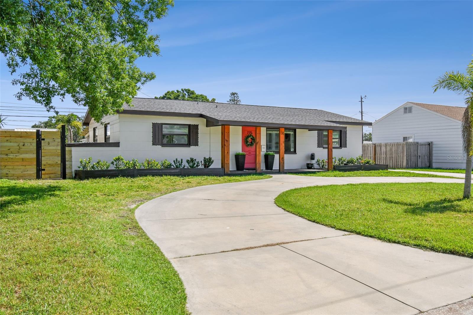 775 39TH AVE NE, ST PETERSBURG, FL, 33703