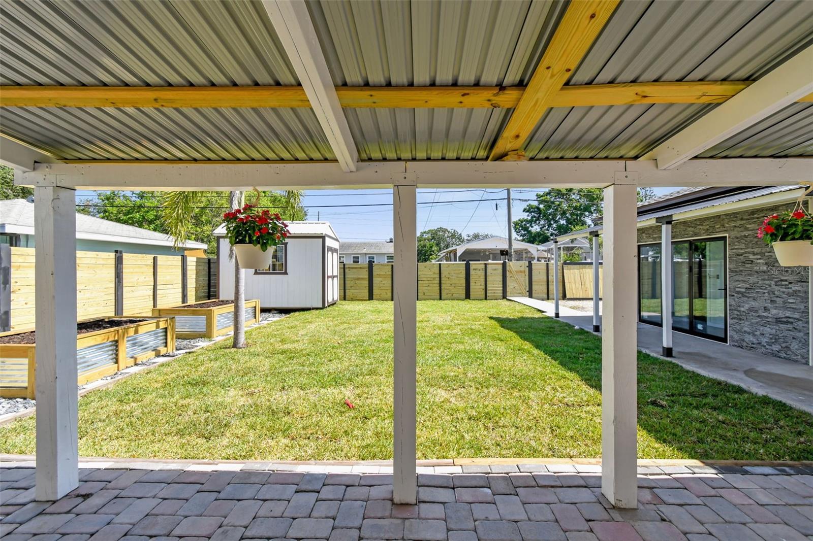 775 39TH AVE NE, ST PETERSBURG, FL, 33703