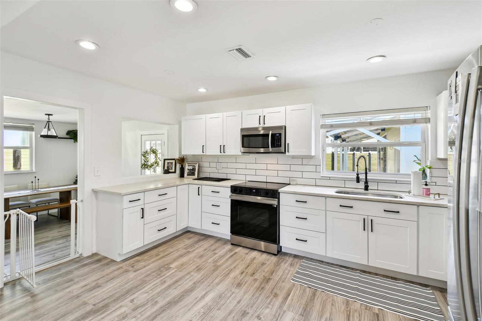 775 39TH AVE NE, ST PETERSBURG, FL, 33703