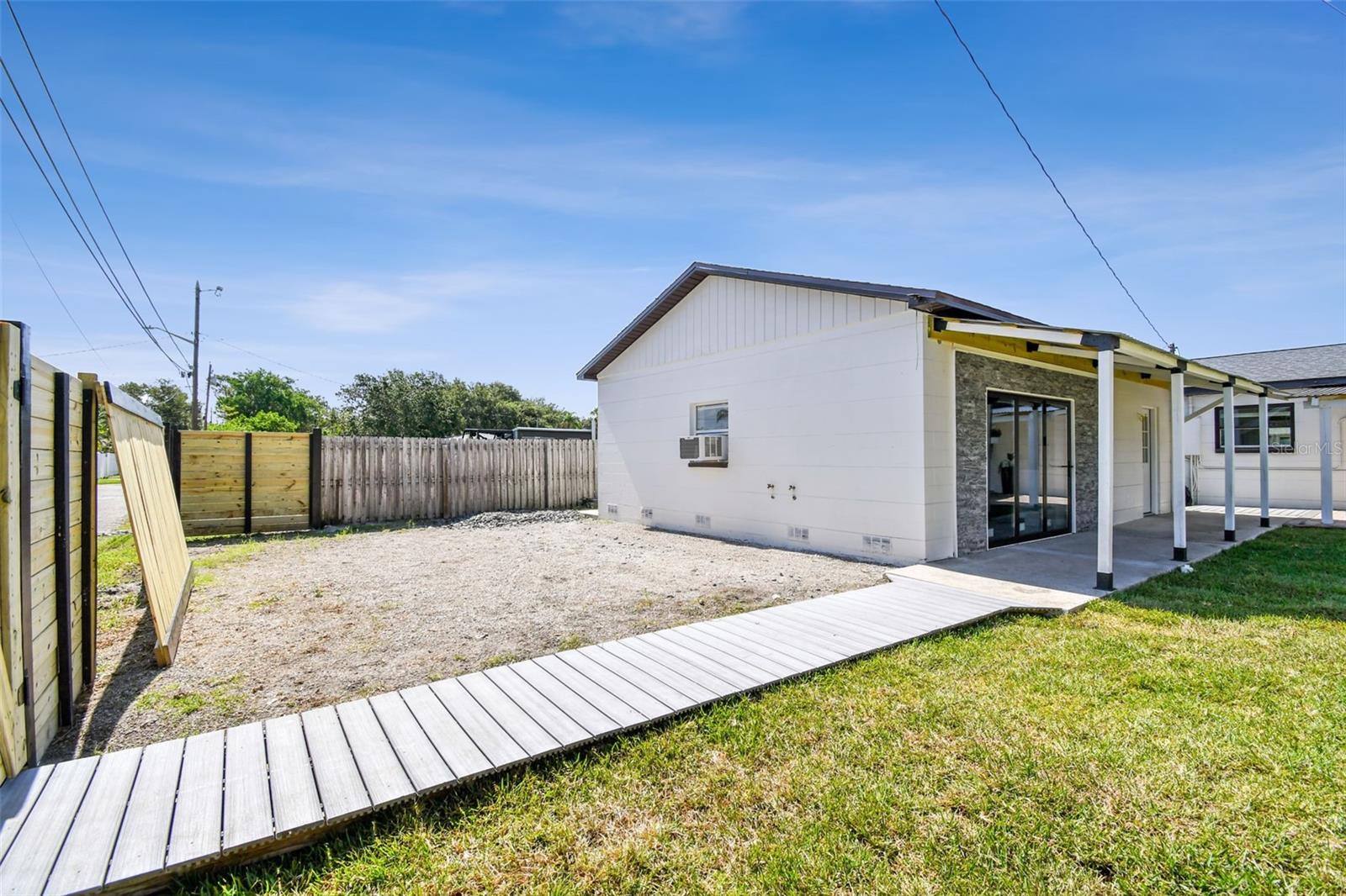 775 39TH AVE NE, ST PETERSBURG, FL, 33703