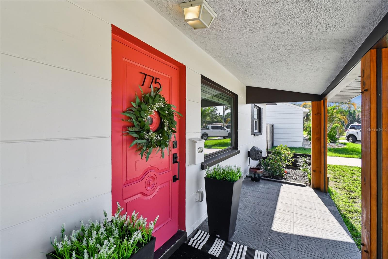 775 39TH AVE NE, ST PETERSBURG, FL, 33703