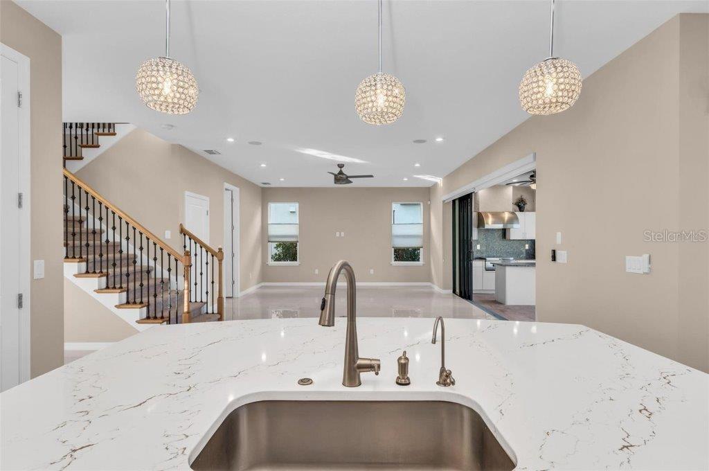 8273 SHOOTING STAR RD, SARASOTA, FL, 34241