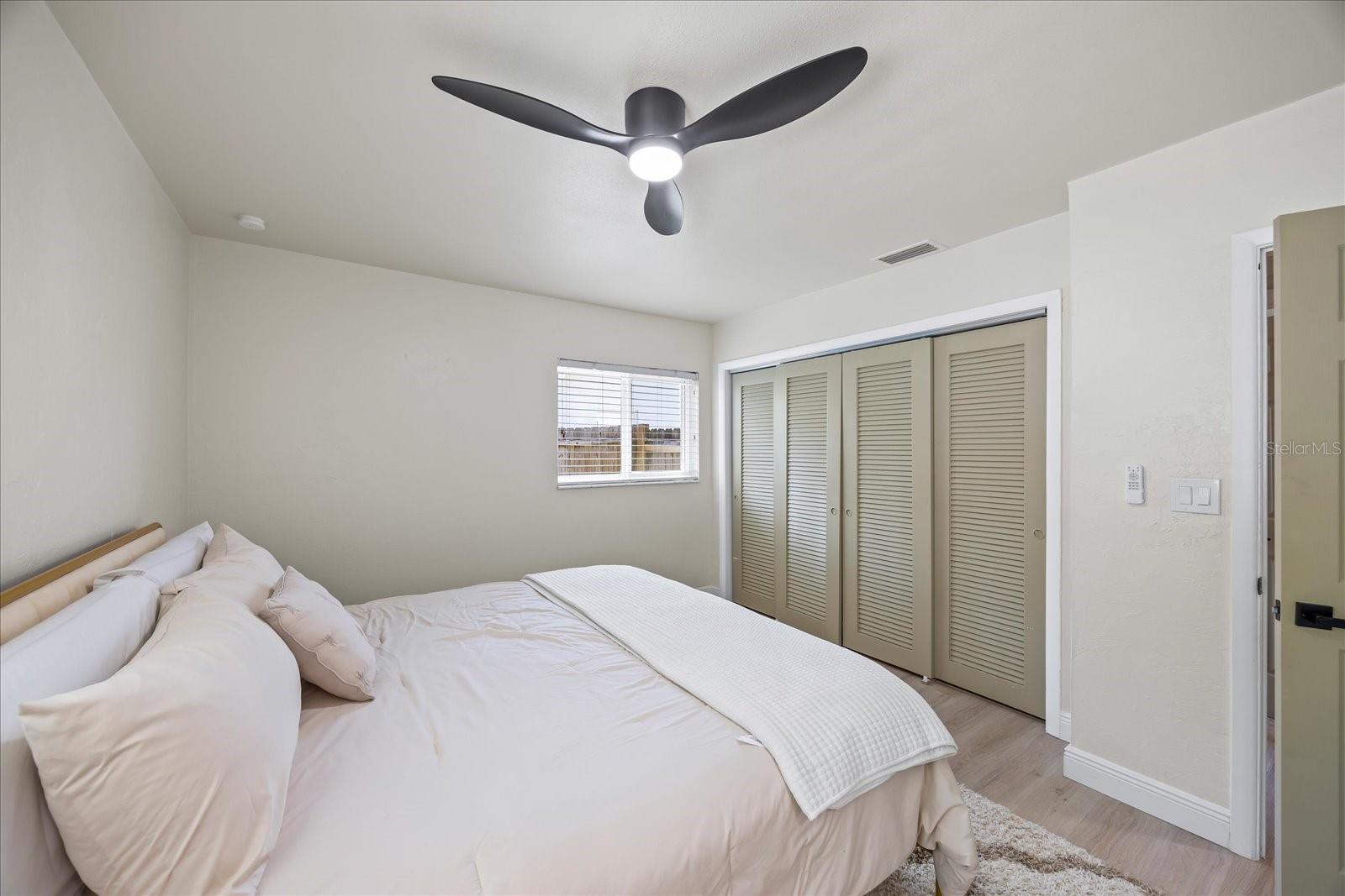 TB8387804 Property Photo