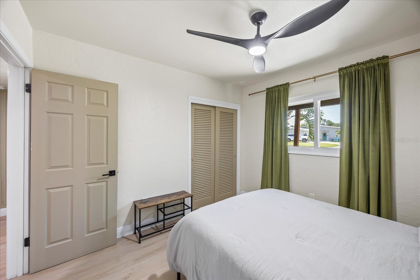 TB8387804 Property Photo