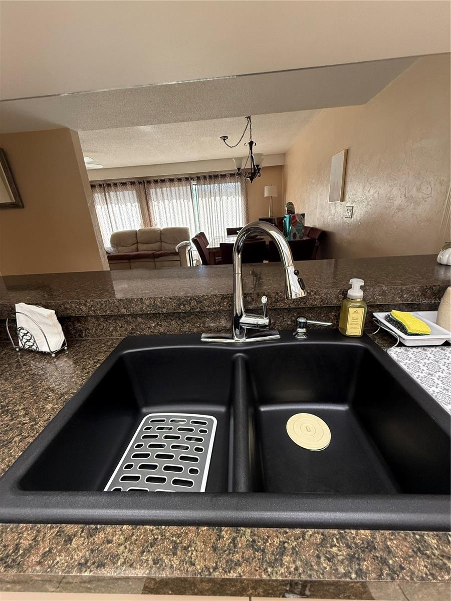 O6310480 Property Photo