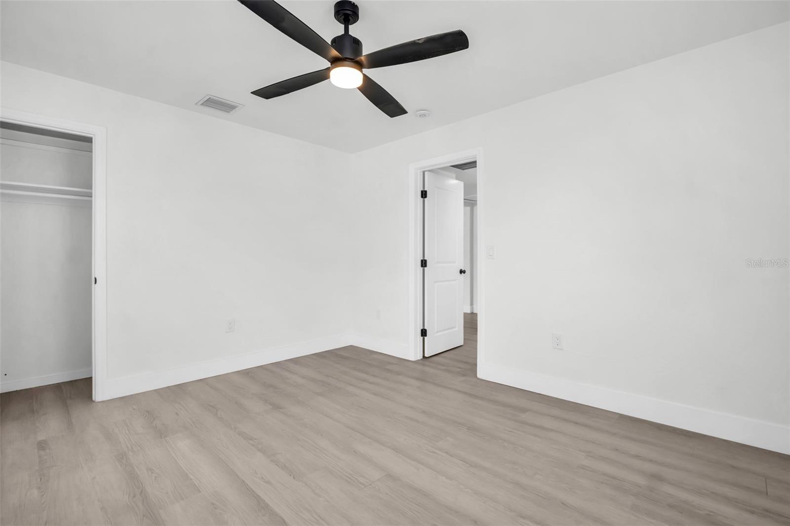 4000 GROVE ST S, ST PETERSBURG, FL, 33705