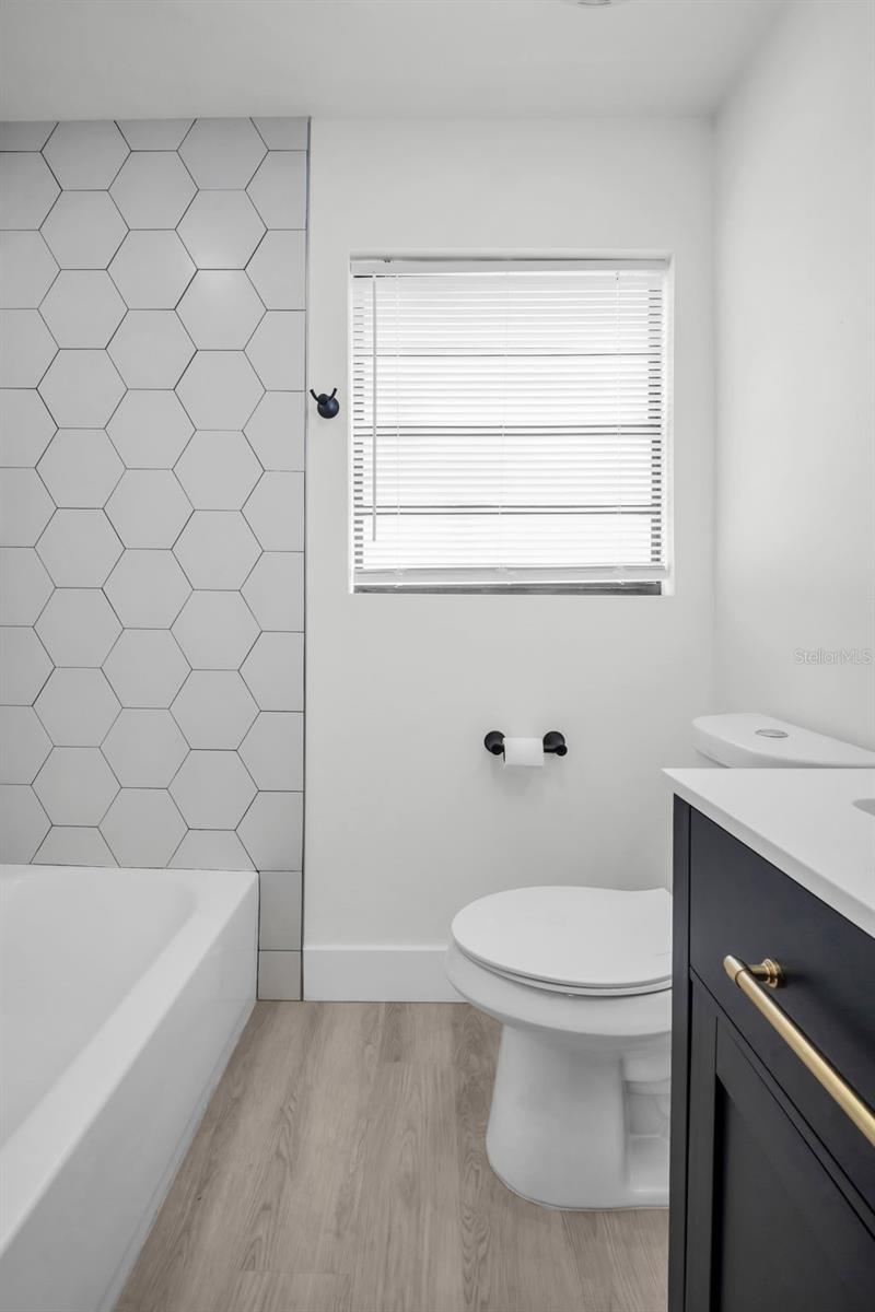 4000 GROVE ST S, ST PETERSBURG, FL, 33705