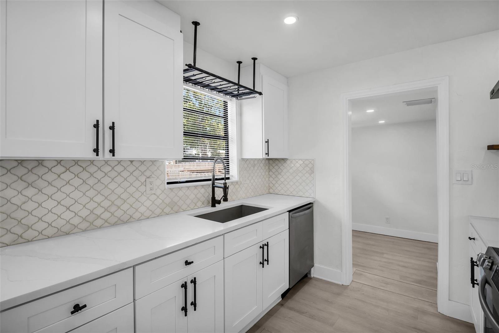 4000 GROVE ST S, ST PETERSBURG, FL, 33705