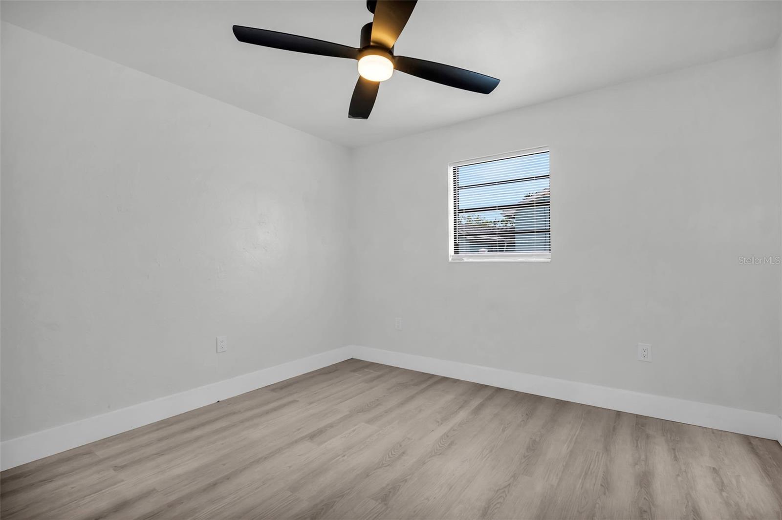 4000 GROVE ST S, ST PETERSBURG, FL, 33705