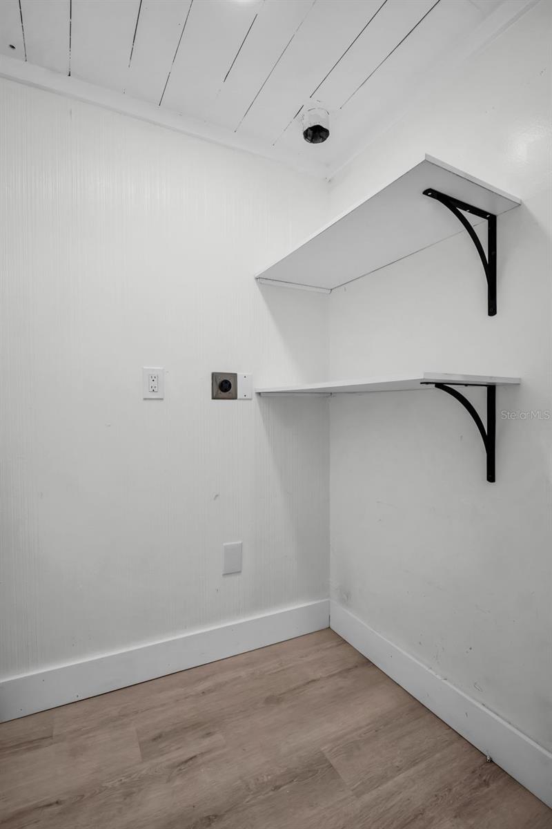 4000 GROVE ST S, ST PETERSBURG, FL, 33705