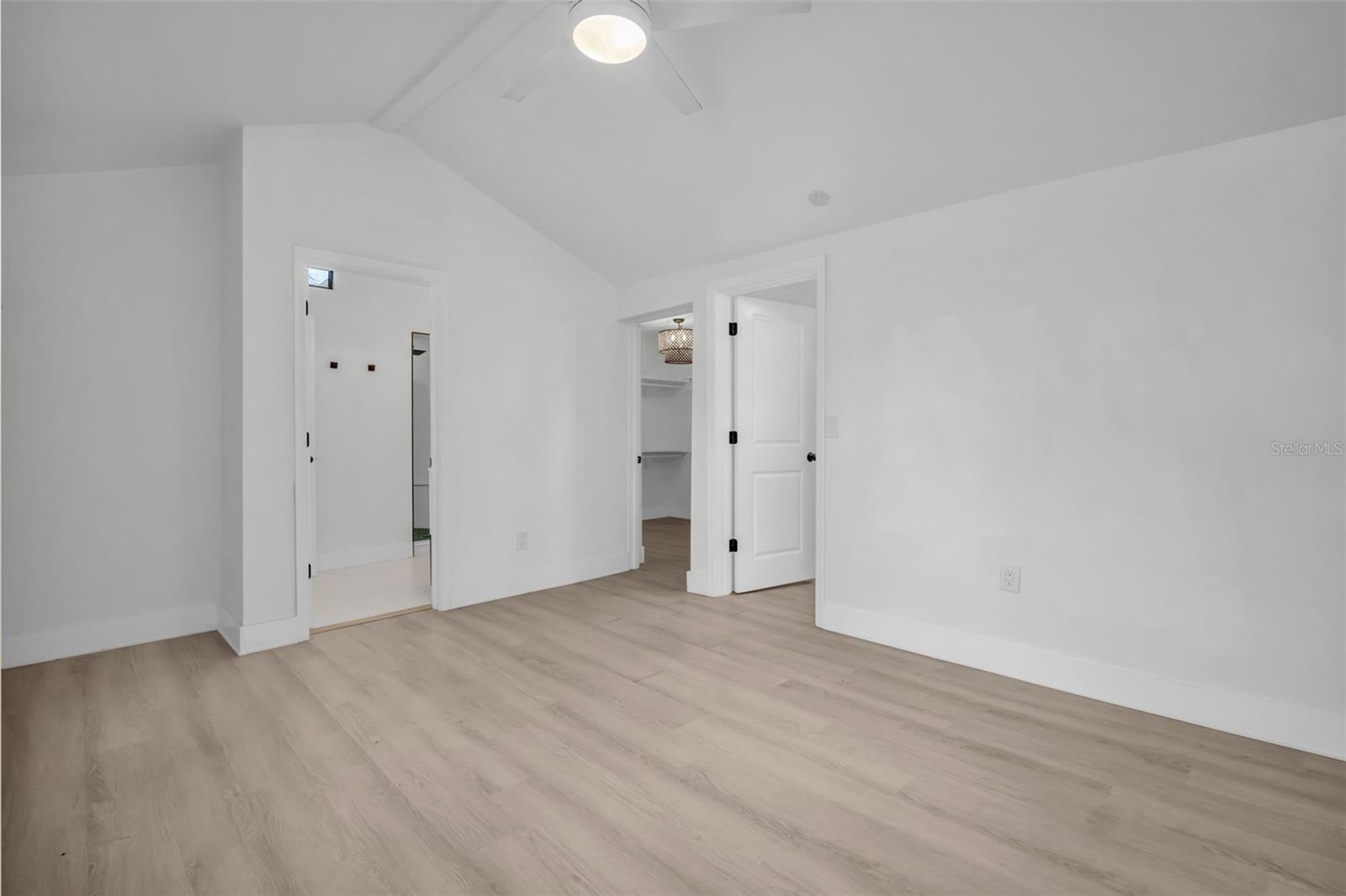 4000 GROVE ST S, ST PETERSBURG, FL, 33705