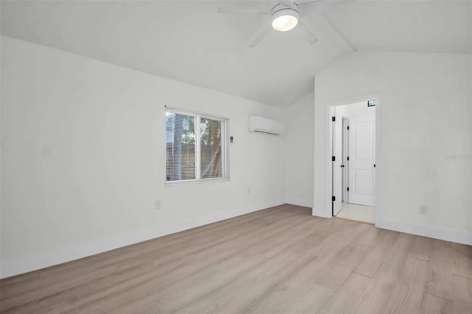 4000 GROVE ST S, ST PETERSBURG, FL, 33705