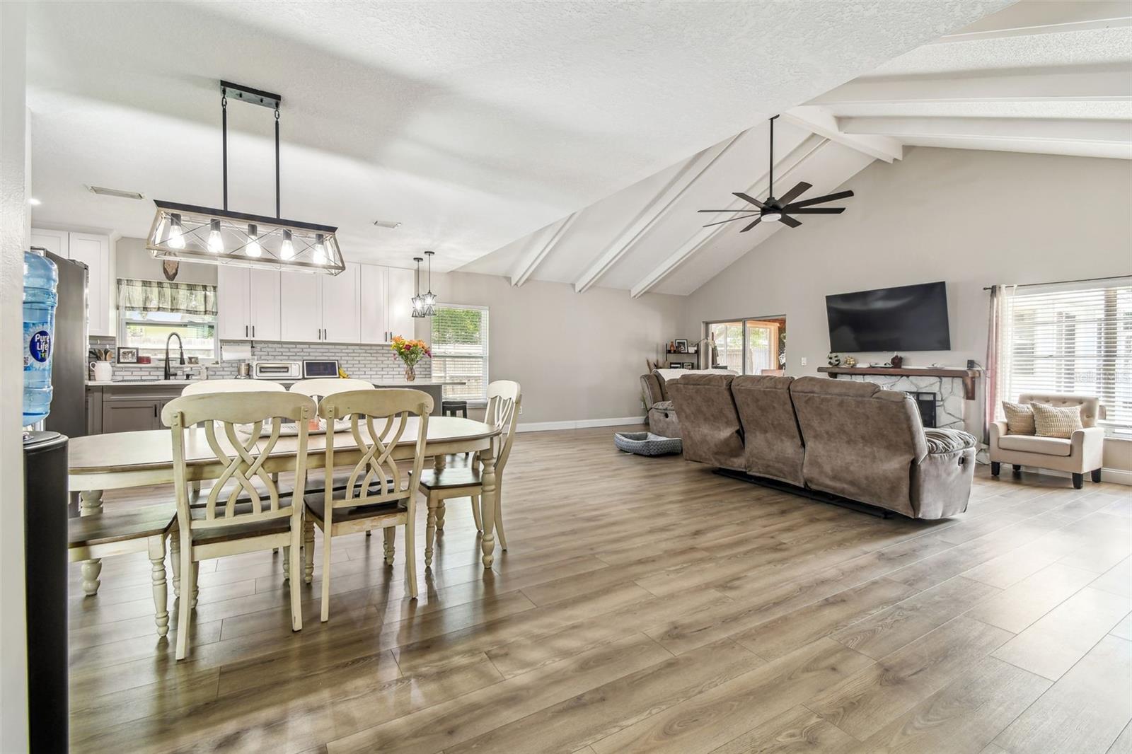 509 STONE DR, BRANDON, FL, 33510