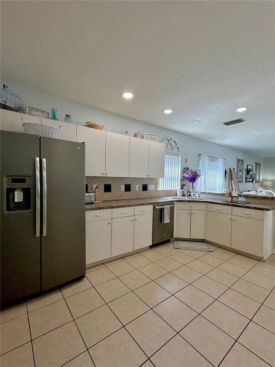 9808 RIVERCHASE DR, NEW PORT RICHEY, FL, 34655