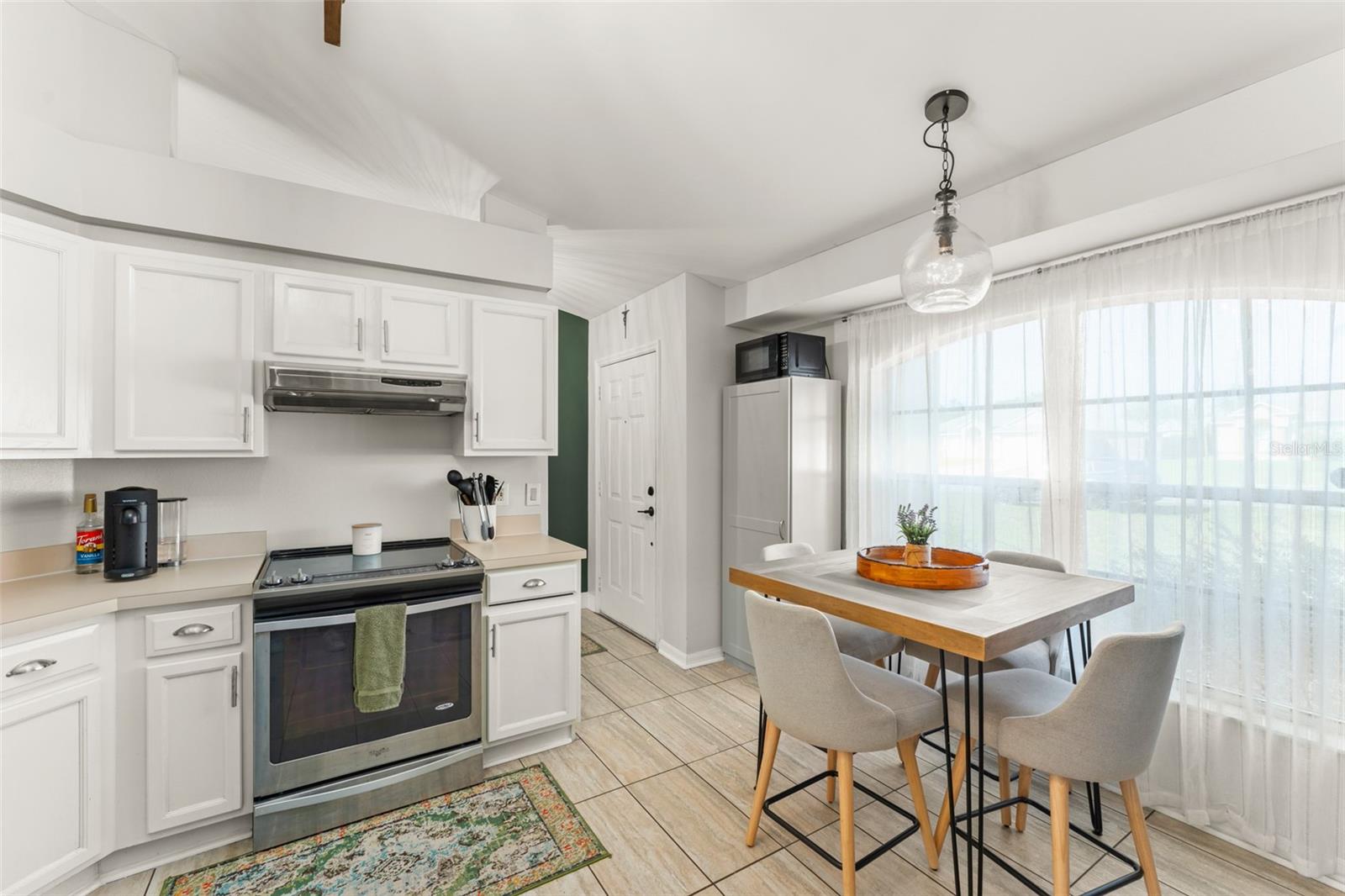 3270 COURTLAND BLVD, DELTONA, FL, 32738