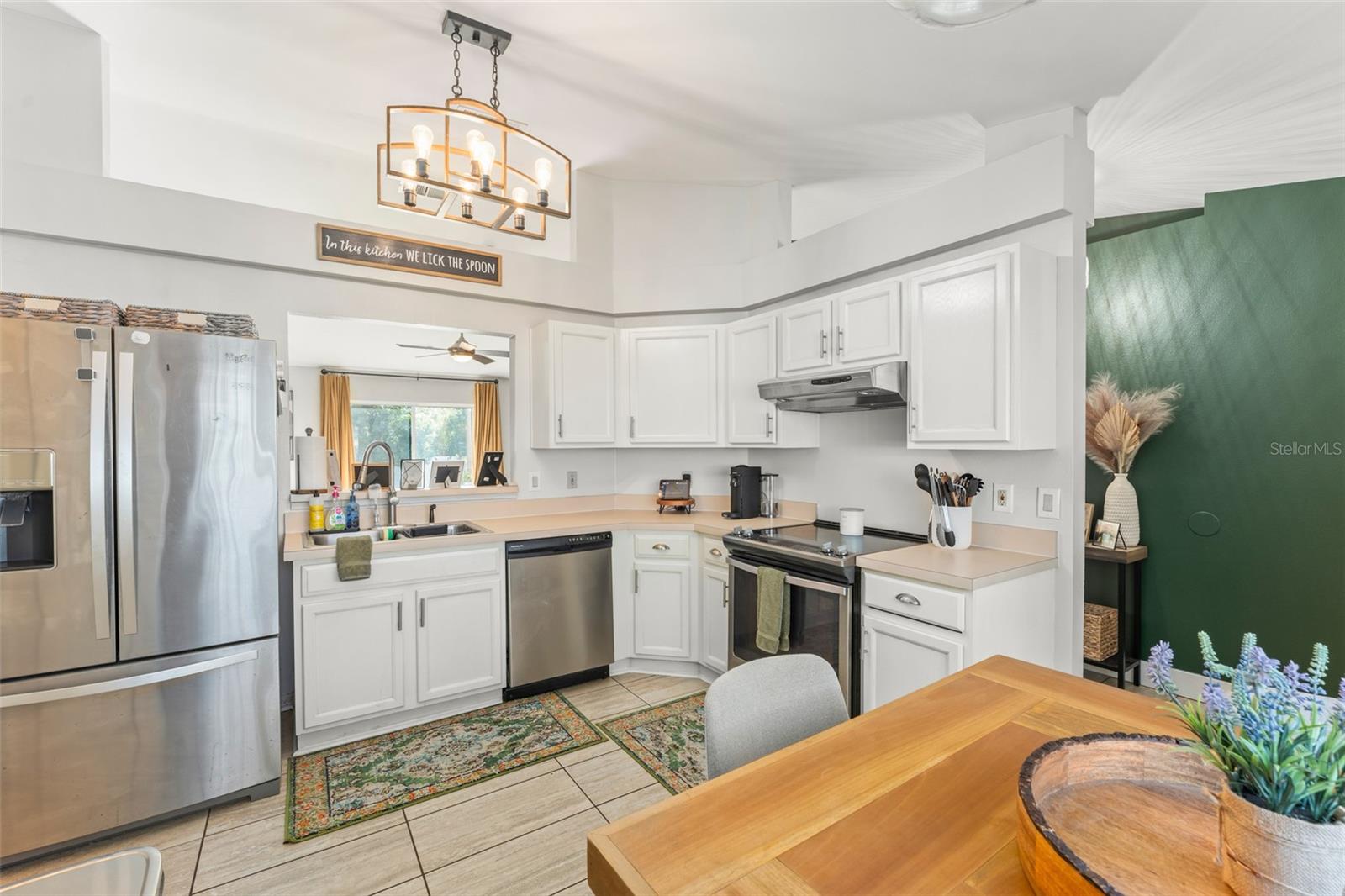 3270 COURTLAND BLVD, DELTONA, FL, 32738