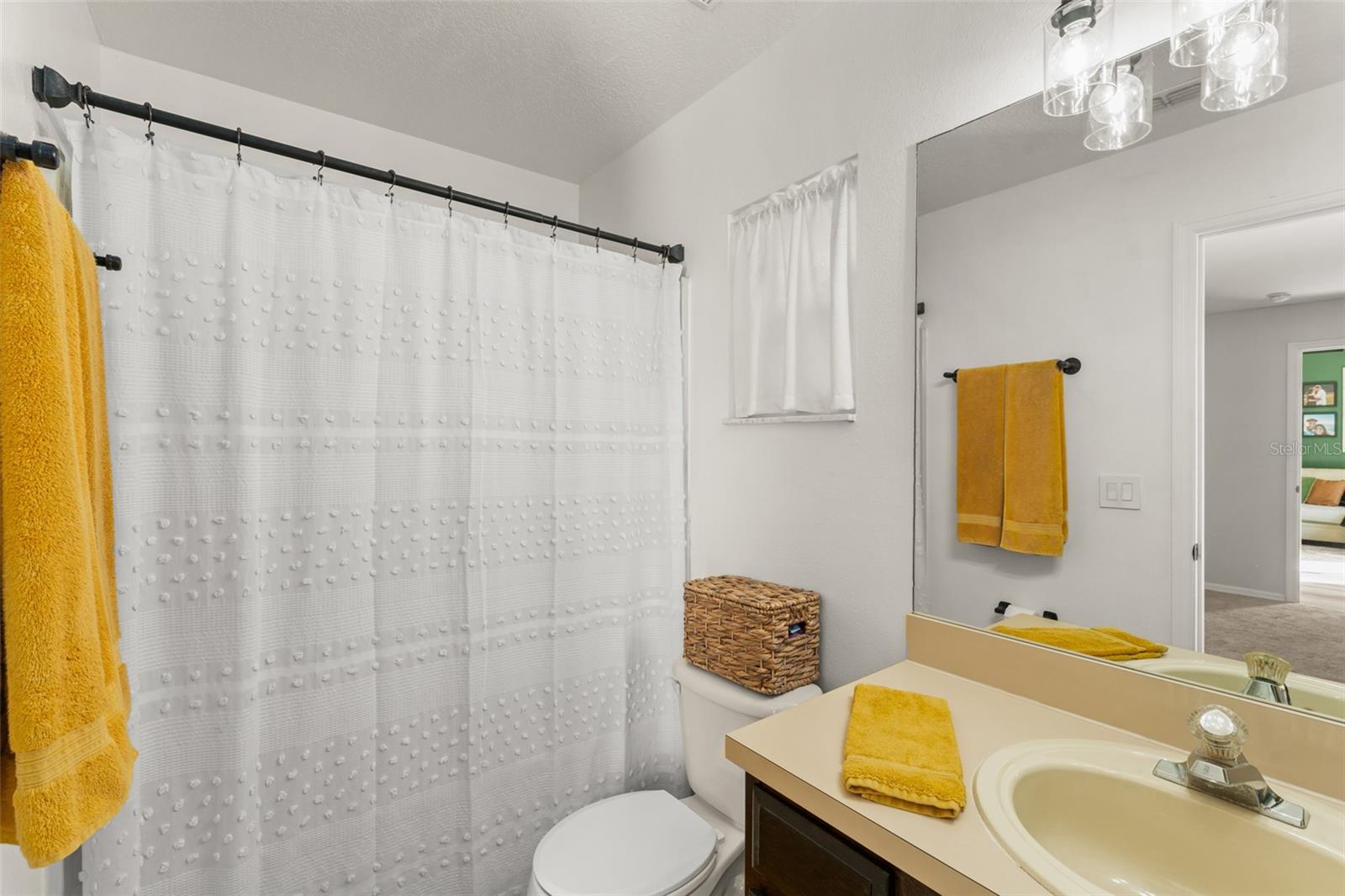 3270 COURTLAND BLVD, DELTONA, FL, 32738