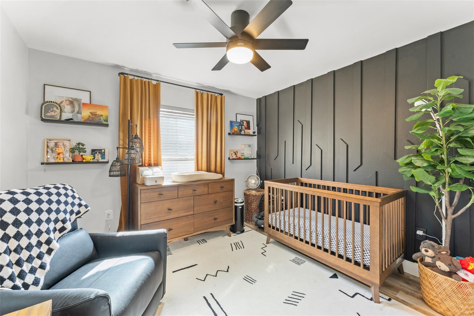 3270 COURTLAND BLVD, DELTONA, FL, 32738