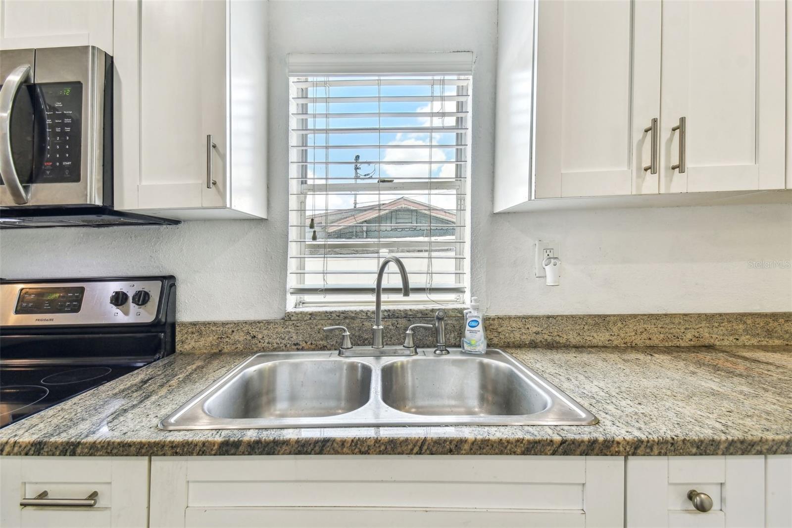 1420 W RAMBLA ST, TAMPA, FL, 33612