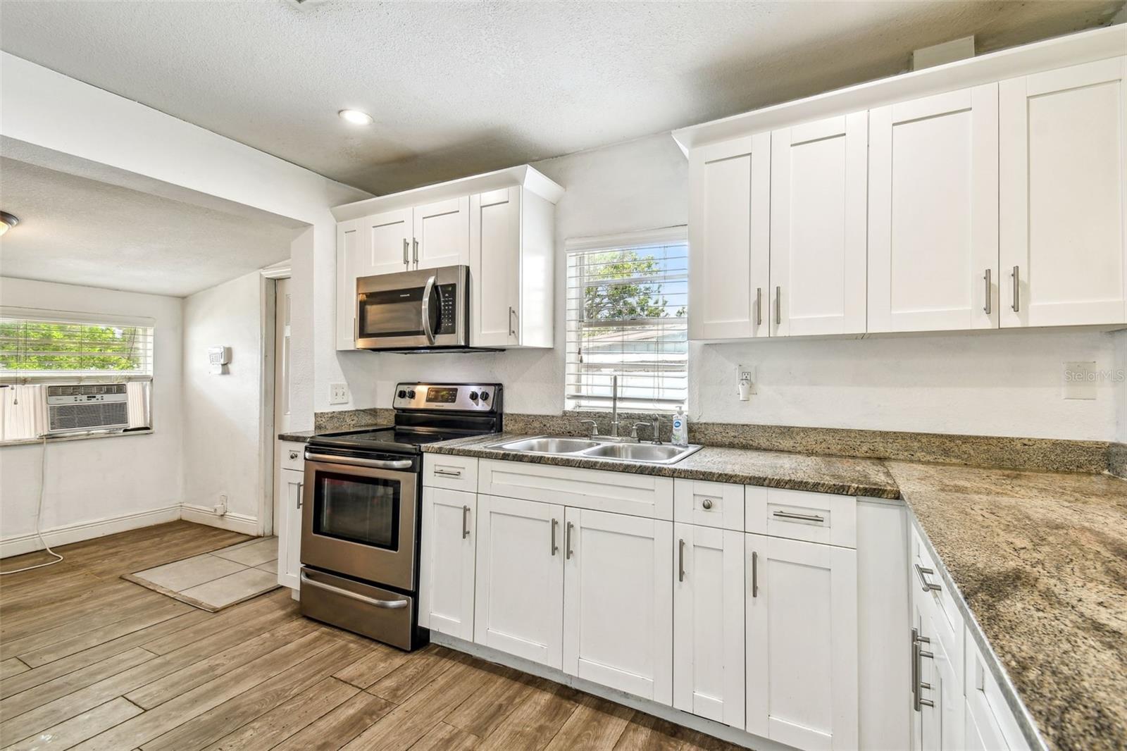 1420 W RAMBLA ST, TAMPA, FL, 33612