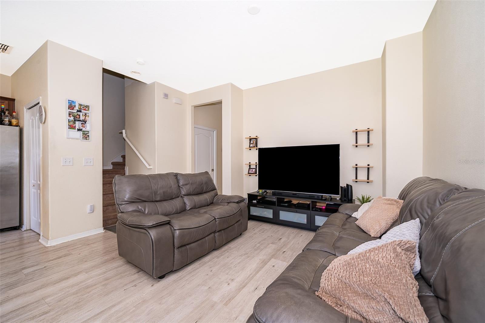 10733 SAVANNAH LANDING CIR, ORLANDO, FL, 32832