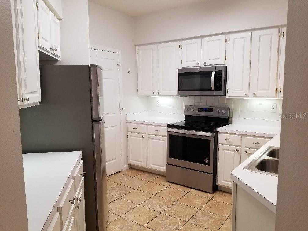 5111 BAY CLUB CIR #5111, TAMPA, FL, 33607